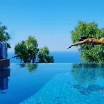 Villa Asterope Luxury Retreat By Pleiades *