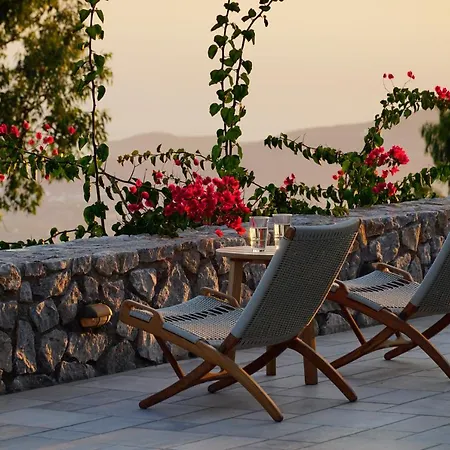 Asterope Luxury Retreat By Pleiades Villa