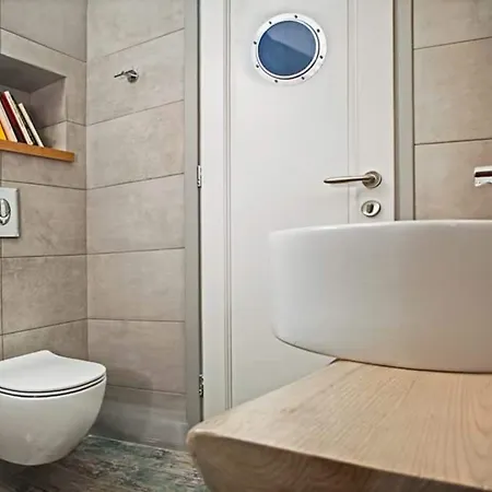 Asterope Luxury Retreat By Pleiades Villa